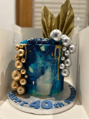 GOLD SAIL AZURE DRIP CAKE