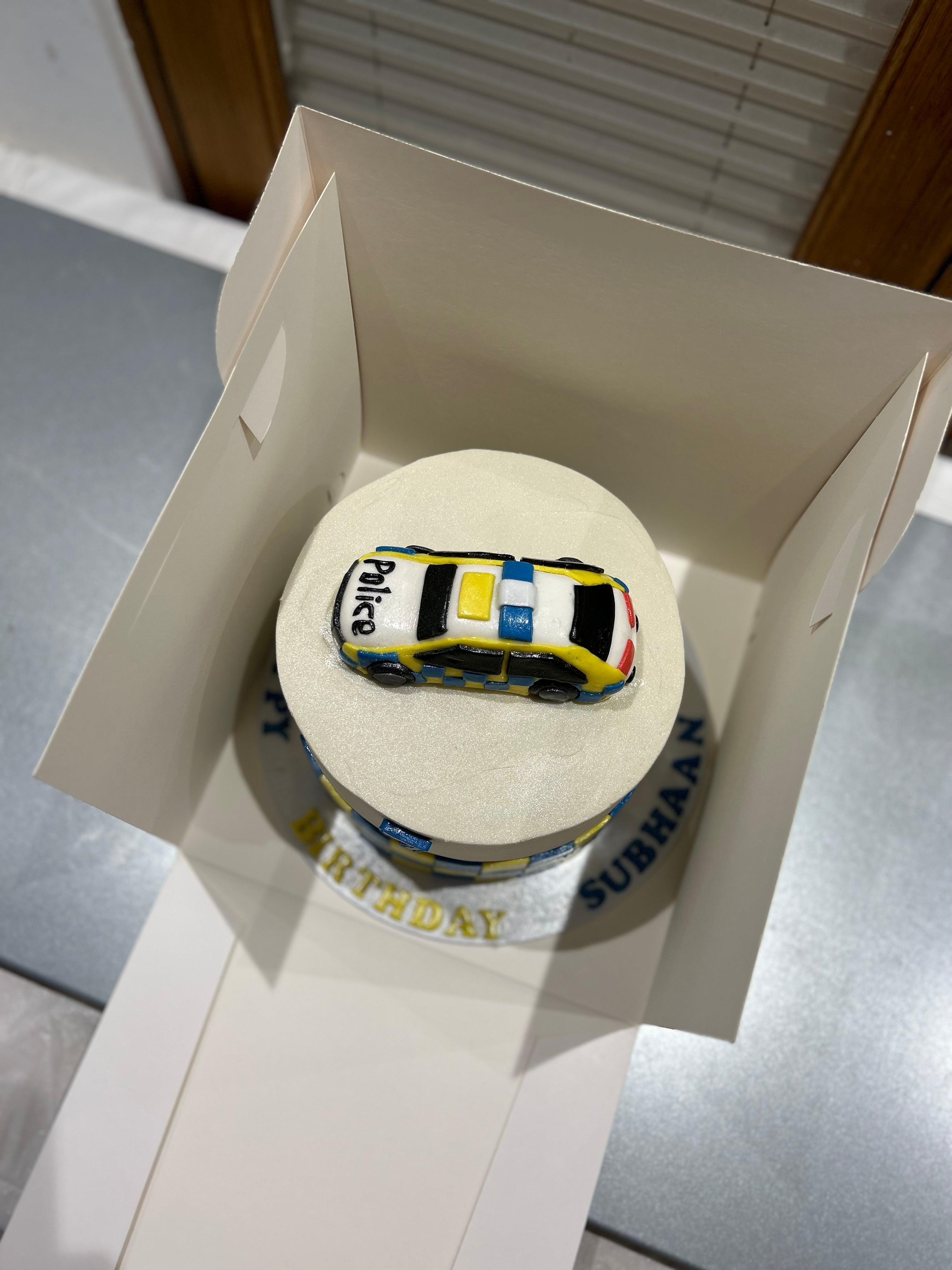 POLICE CAR THEME CAKE