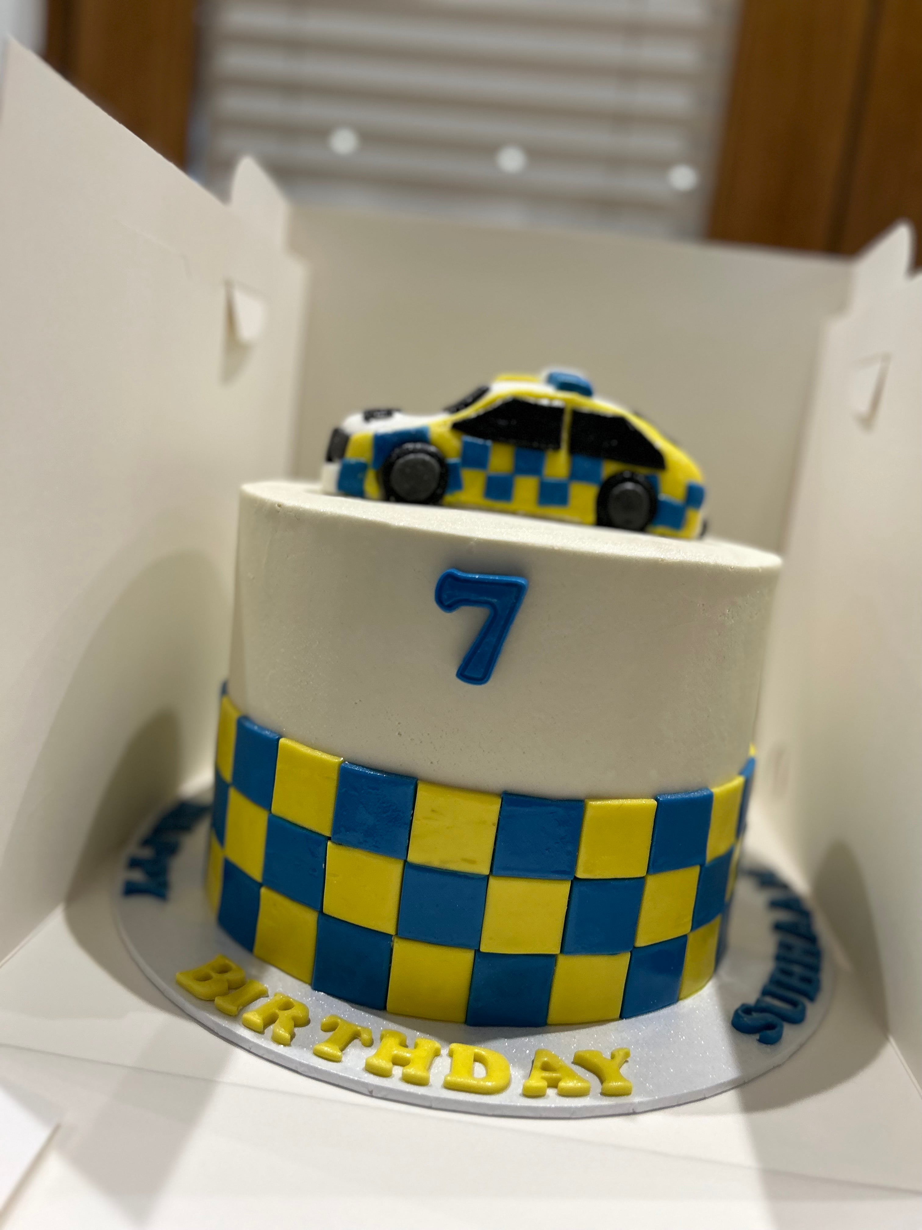 POLICE CAR THEME CAKE