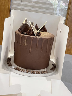 CHOCO KISS SHARD CAKE