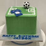 FOOTBALL PITCH WITH CUSTOM TOP CAKE