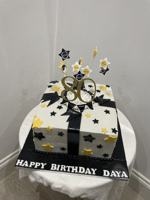 GIFT WRAP STAR CAKE