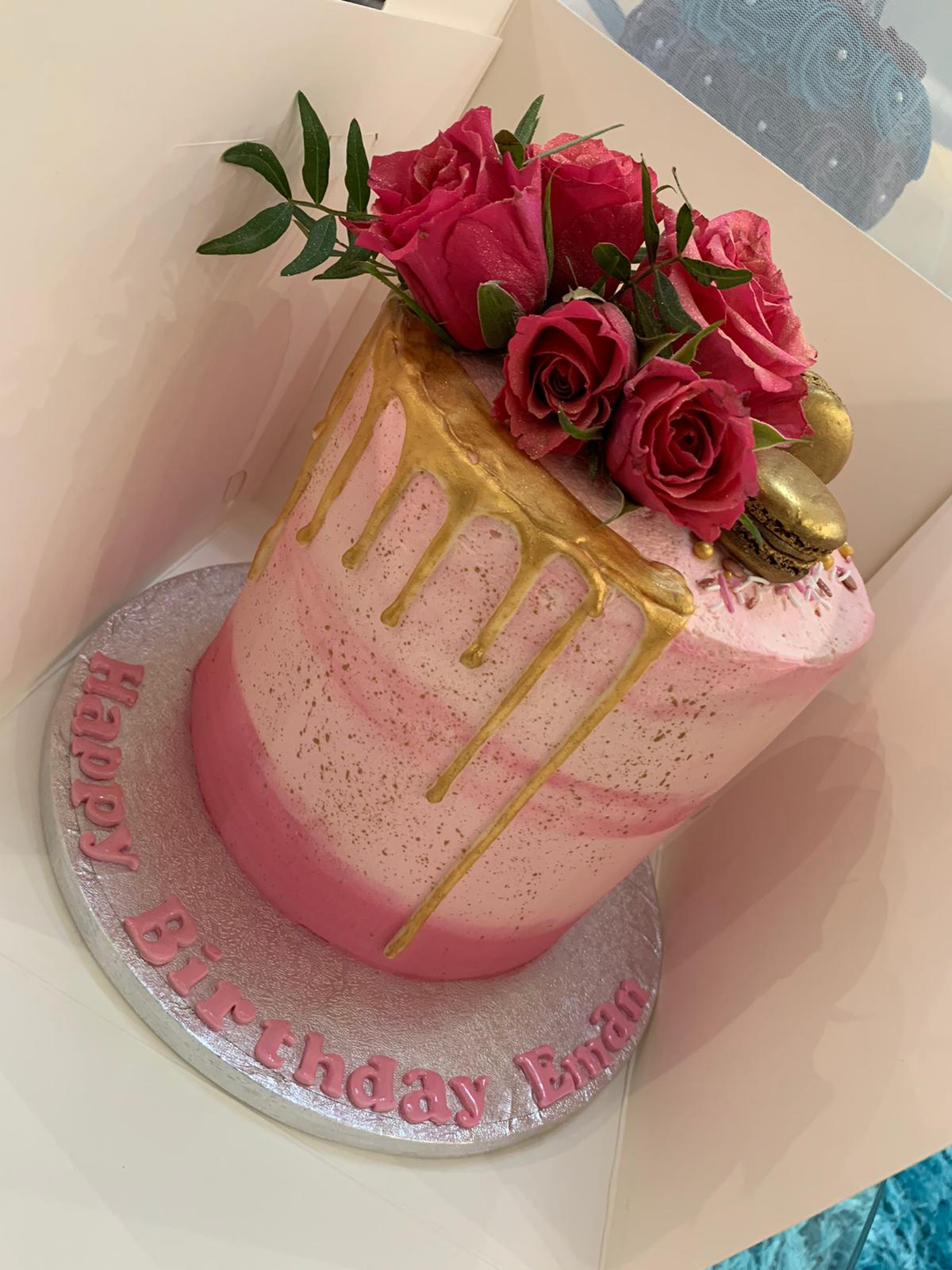PinkChanelLuis Fresh Cream Cake  Farah's Dessert Heaven – FARAH'S DESSERT  HEAVEN