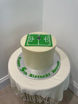Sports Lover Cake - Decorated Cake by Lisa-Jane Fudge - CakesDecor