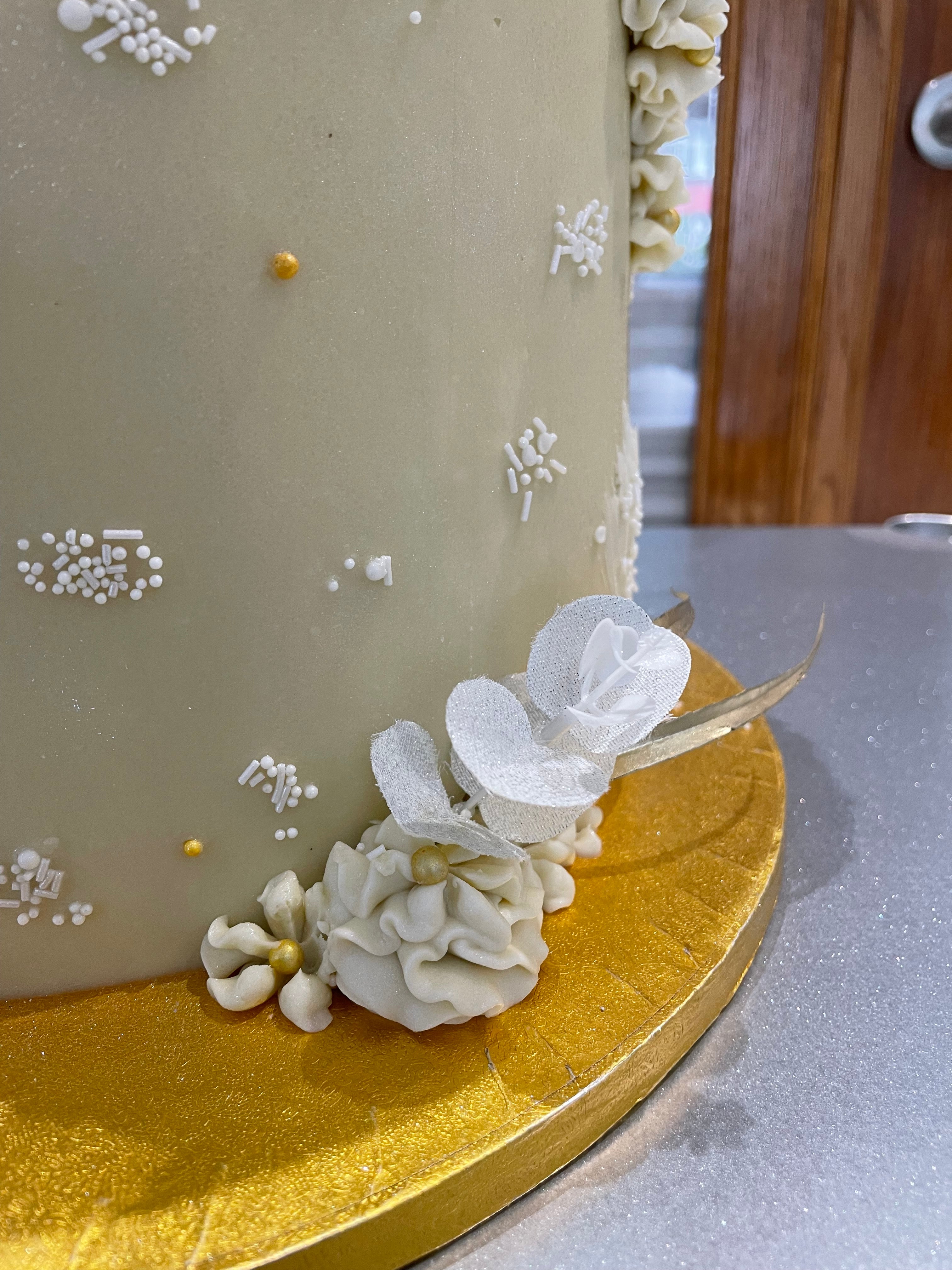 Silver Foil Cake Leaves/ Gold Foil Cake Leaves/ Small Foil Leaves/  Anniversary Cake Topper 