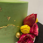 GOLD FAULT LINE CELEBRATION CAKE