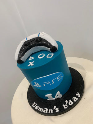 GAMES CONSOLE THEME CAKE
