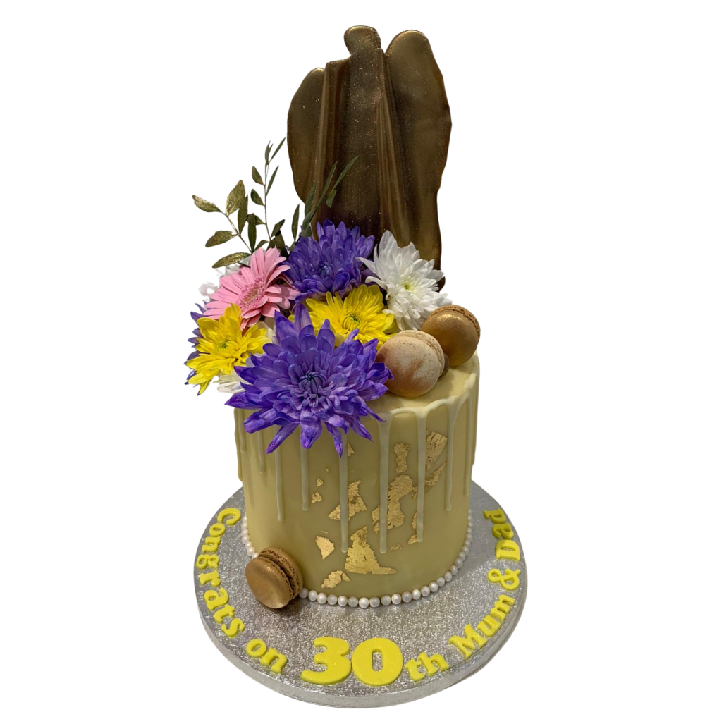 FLOWER MACSAIL GOLD LEAF DRIP CAKE